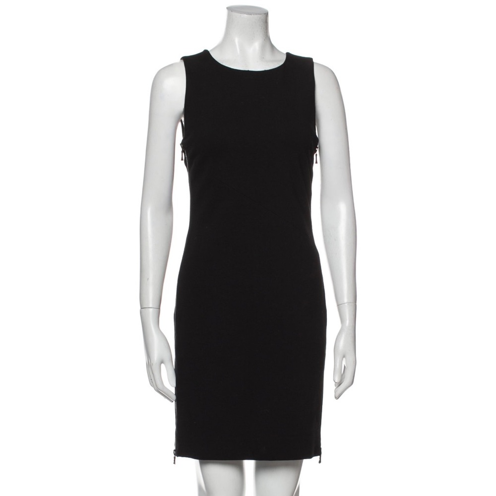 Diane Von Furstenberg cerw neck mini dress,size Xs,Exposed zip closure at size
